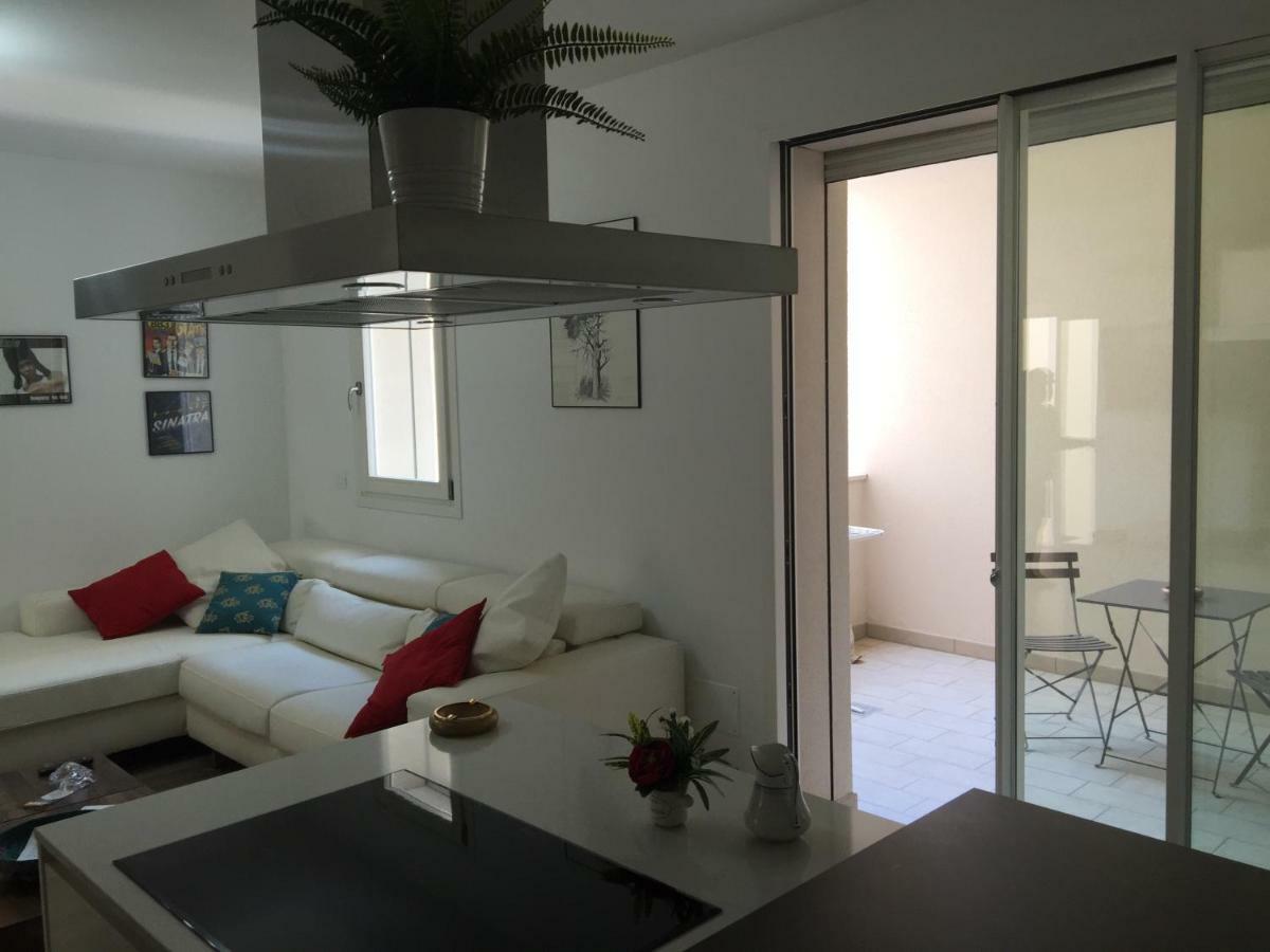 Modern Flat Lecce ++ Lägenhet Exteriör bild